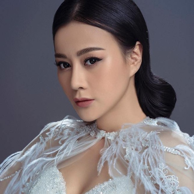 Ảnh mặc áo tắm nóng bỏng của 'Quỳnh búp bê' Phương Oanh ảnh 7