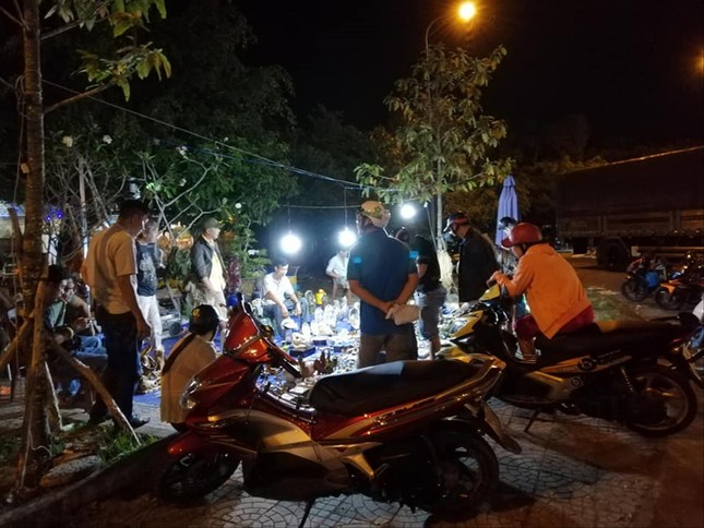  NHỨC NHỐI CHẢY MÁU CỔ VẬT: Thế giới &apos;chợ đen&apos; ảnh 1