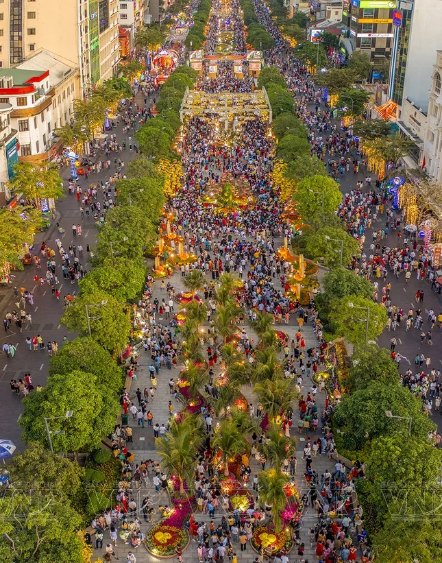 Lập Trung tâm tài chính quốc tế để Việt Nam bứt phá - Bài 2: Động lực mới để TPHCM tăng tốc ảnh 2