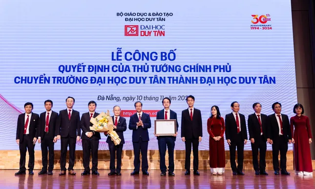 Duy Tân - tầm vóc Đại học ảnh 1