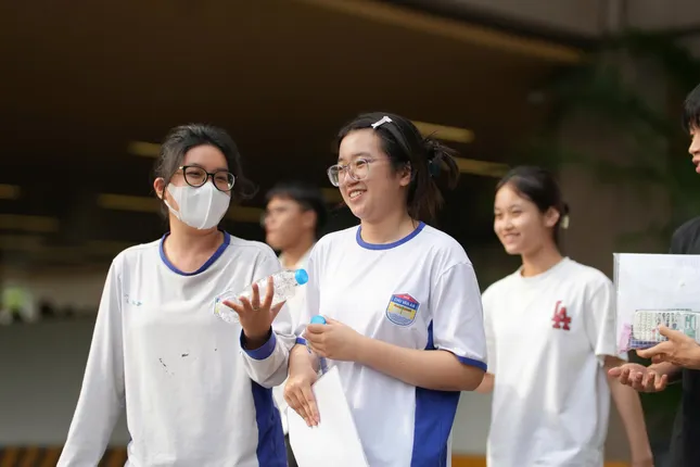Hai vấn đề &apos;nóng&apos; sau kỳ thi tốt nghiệp THPT 2025  ảnh 1