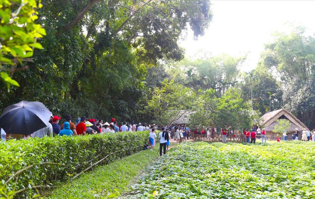 135 năm ngày sinh Chủ tịch Hồ Chí Minh - bài 2: Nơi triệu bước chân tìm về ảnh 1