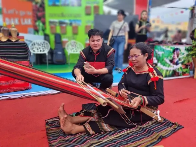 Chìa khóa mở cửa ảnh 2