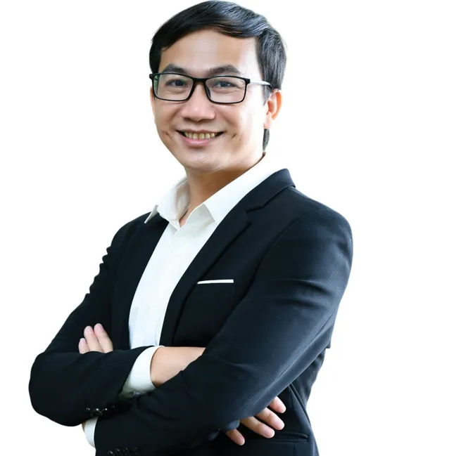 Nữ nhà báo viết tiểu thuyết khi đang điều trị tâm thần  ảnh 1