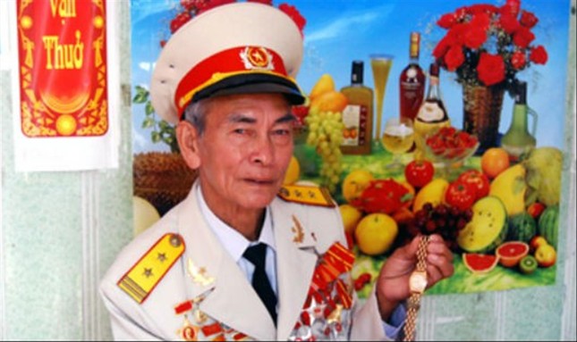 Kỷ vật thiêng liêng của anh hùng phá bom ảnh 1