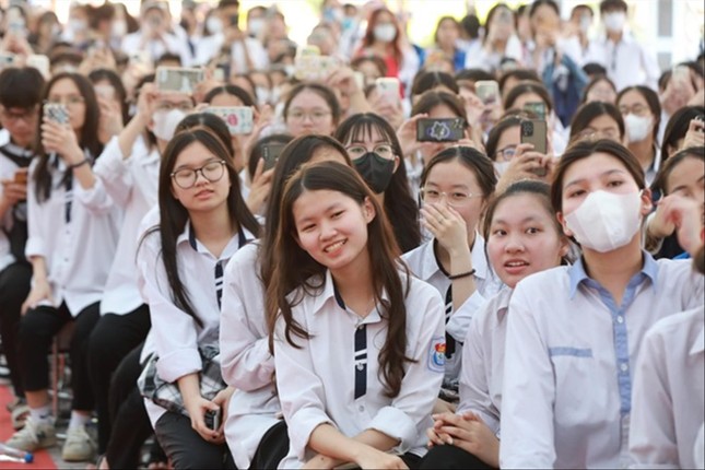 Diễn đàn Điều em muốn nói năm 2025: Tấm khiên bảo vệ học sinh, sinh viên ảnh 1