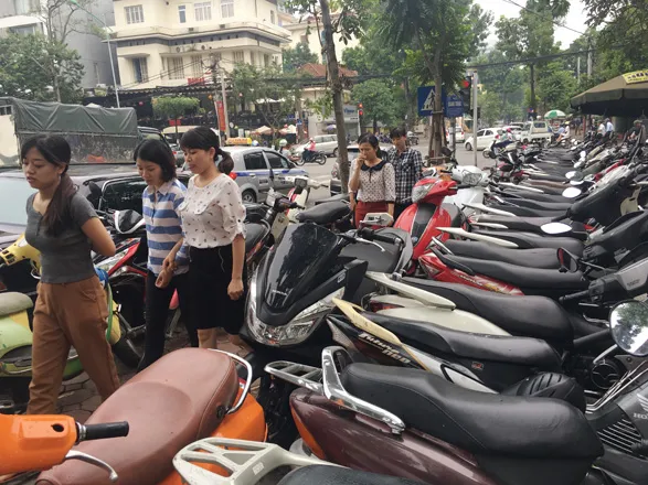 Bế tắc bãi đỗ xe ngầm tại Hà Nội: Cách nào 'cởi trói'? ảnh 1