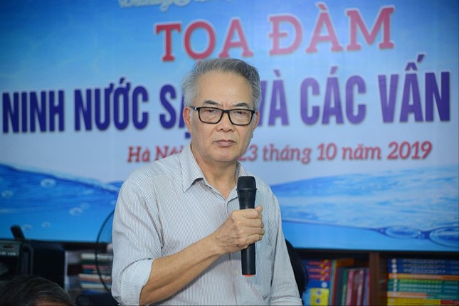 Vụ cung cấp nước nhiễm dầu: Thành phố Hà Nội có trách nhiệm liên đới ảnh 1