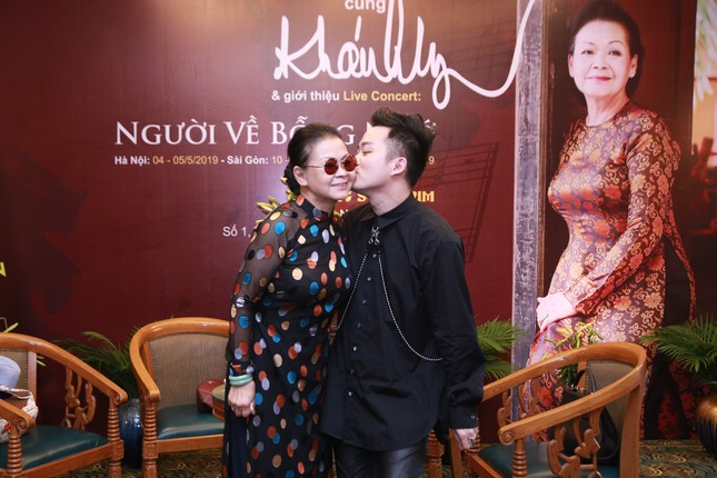 Khánh Ly lần đầu chia sẻ về mối quan hệ với gia đình Trịnh Công Sơn ảnh 1