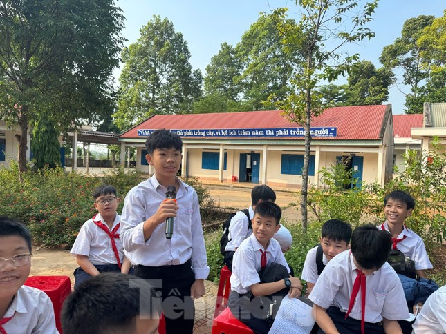 Tuổi trẻ Đắk Lắk trang bị kỹ năng sống cho thiếu nhi ảnh 2
