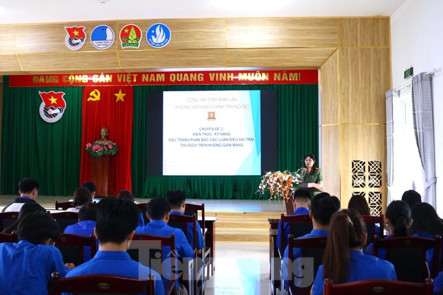 Trang bị kiến thức, kỹ năng an toàn trên không gian mạng cho thanh niên ảnh 3