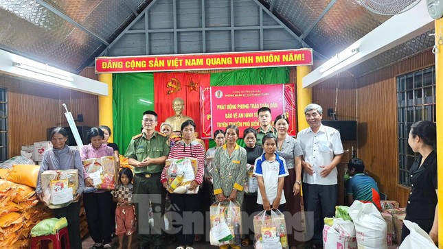 Tuổi trẻ Đắk Lắk góp phần xây dựng môi trường giao thông an toàn, thân thiện ảnh 3