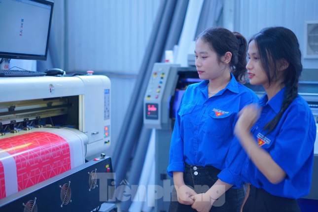 Sinh viên Đắk Lắk trải nghiệm và hội nhập ảnh 4