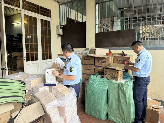 Thu giữ hơn 5.000 mỹ phẩm không rõ nguồn gốc tại Đắk Lắk ảnh 2