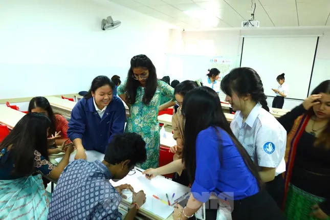 Đoàn thanh niên rèn kỹ năng sống, tiếng Anh miễn phí cho thiếu nhi ảnh 6