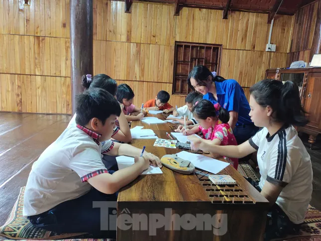 Đoàn thanh niên rèn kỹ năng sống, tiếng Anh miễn phí cho thiếu nhi ảnh 5