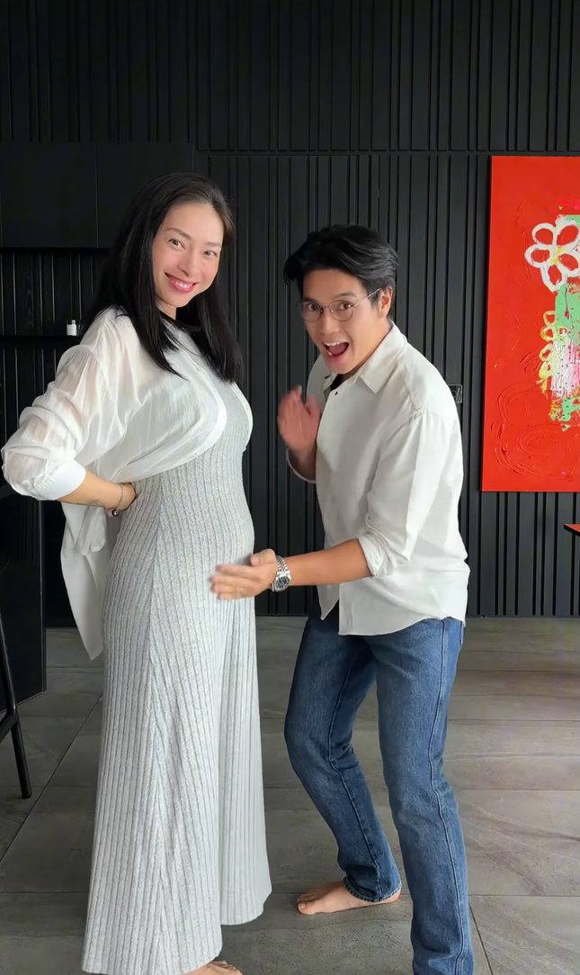 Ngô Thanh Vân mang thai ở tuổi 46 ảnh 1
