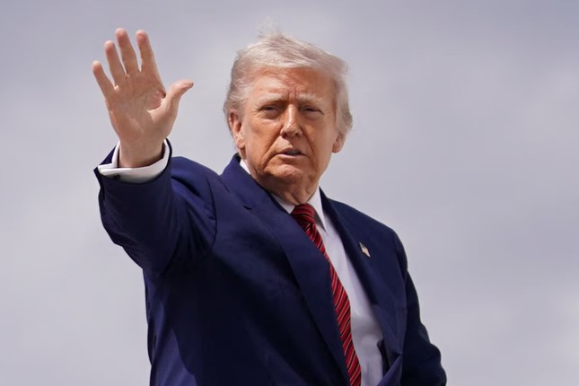 Ông Trump ra quyết định thuế quan bất ngờ với EU ảnh 1