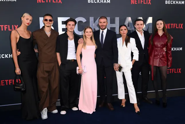 Brooklyn Beckham cắt đứt quan hệ với hai em trai ảnh 1