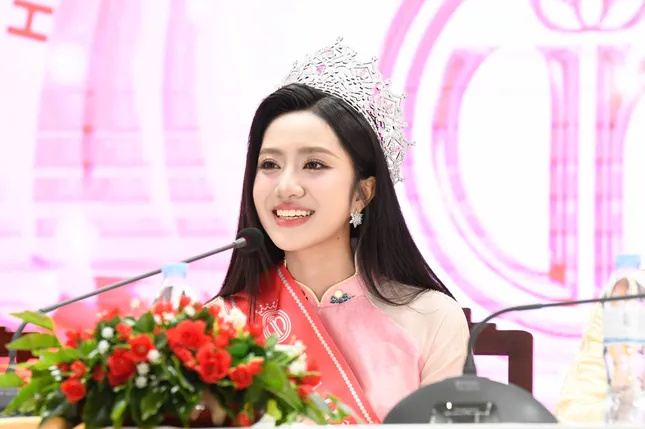 Lời xin lỗi ghi điểm của Hoa hậu Hà Trúc Linh ảnh 2
