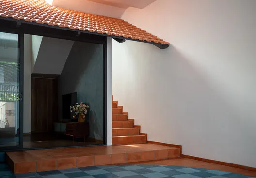 Ngôi nhà tái tạo cuộc sống nông thôn giữa phố thị ảnh 3