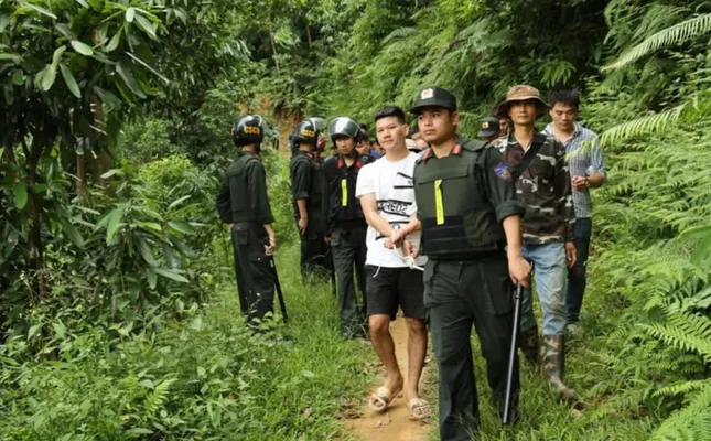 Triệt xóa sòng bạc &apos;ẩn mình&apos; trên đồi quế ảnh 2