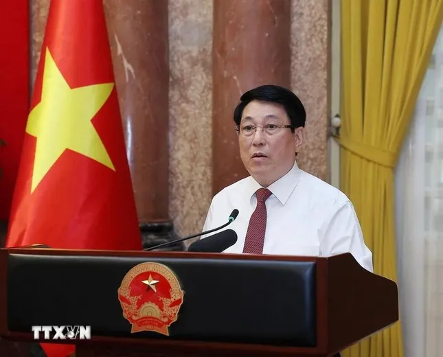 Chủ tịch nước: Báo chí phải luôn là người đồng hành tỉnh táo và tin cậy ảnh 1
