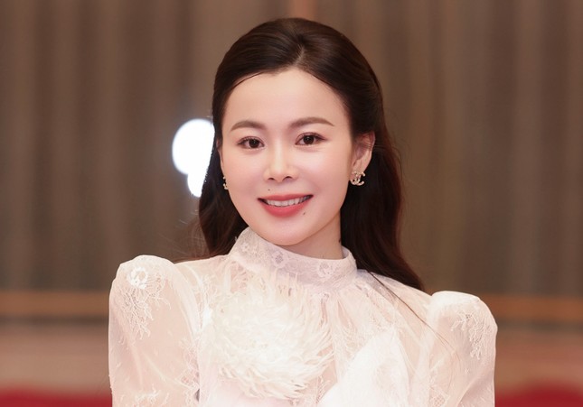 Nữ ca sĩ vinh dự được biểu diễn trước Tổng thống Pháp ảnh 3