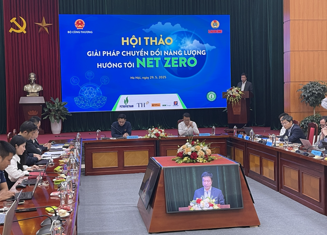 Triển khai đồng bộ các giải pháp để đạt tăng trưởng điện năng lượng tái tạo theo Quy hoạch điện VIII ảnh 1