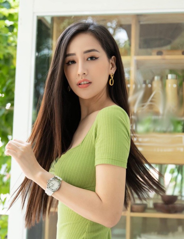 Mai Phương Thúy và Ninh Dương Lan Ngọc đụng hàng, so kè đường cong nóng bỏng ảnh 4