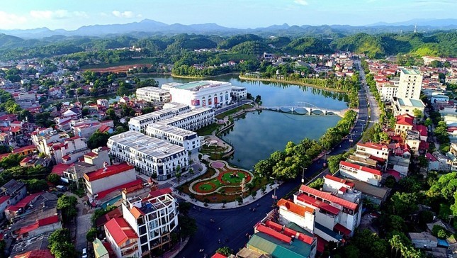 Hơn 2.000 cán bộ Lào Cai về trung tâm tỉnh mới ảnh 1