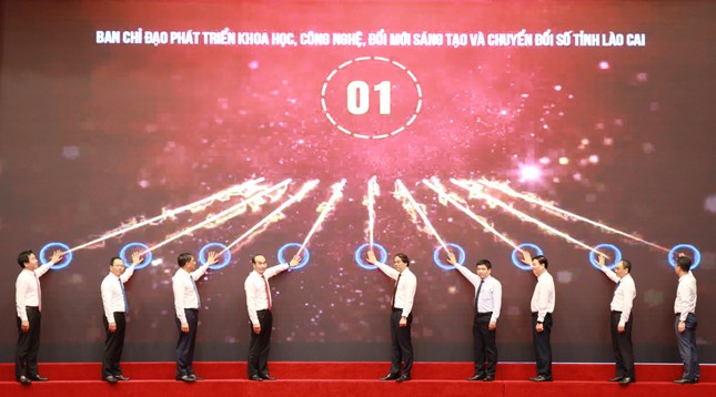 Lào Cai quyết phổ cập Bình dân học vụ số ảnh 2