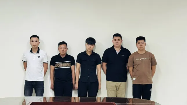 Bóc gỡ đường dây lừa người dân vùng cao đứng tên vay tiền ngân hàng rồi chiếm đoạt ảnh 1