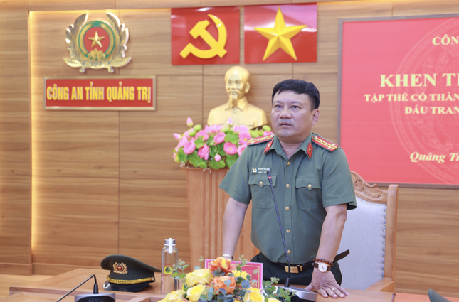 Quảng Trị: Khen thưởng đột xuất trong đấu tranh, phòng chống tội phạm ảnh 2