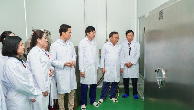 Khánh thành nhà máy sản xuất dược liệu đạt chuẩn GMP đầu tiên tại Quảng Trị ảnh 2