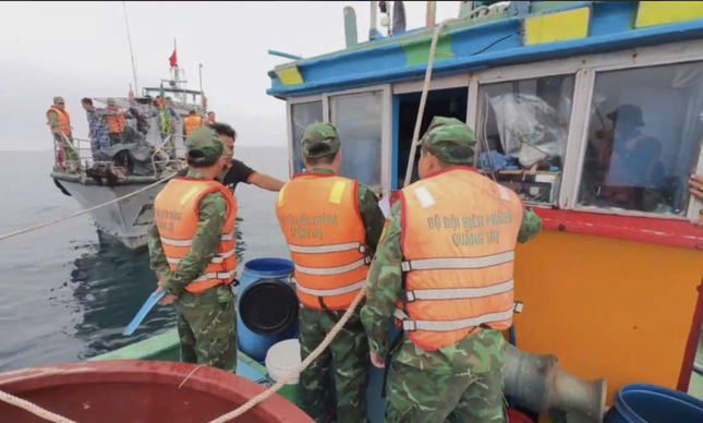 Quảng Trị: Vi phạm về thiết bị giám sát hành trình, chủ tàu cá bị phạt 150 triệu đồng ảnh 2