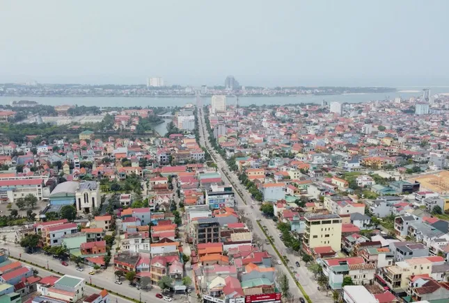 Gần 1.200 cán bộ tỉnh Quảng Trị có nhu cầu bố trí nhà công vụ ở Quảng Bình ảnh 1