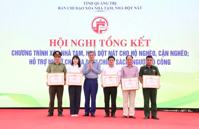 Quảng Trị cán đích sớm trong xóa nhà tạm, nhà dột nát ảnh 1