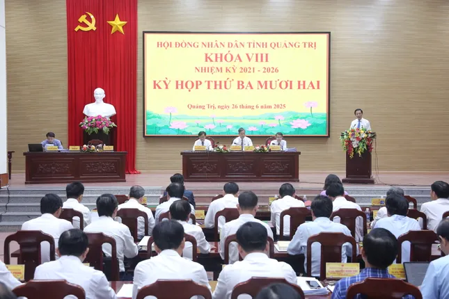 Chưa xem xét chính sách hỗ trợ 21,6 triệu đồng cho mỗi cán bộ Quảng Trị ra Đồng Hới làm việc ảnh 1
