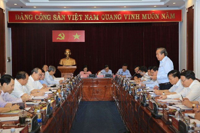 Chỉ định thầu, bán đất công giá rẻ ở TP.HCM gây thất thoát tài sản ảnh 1