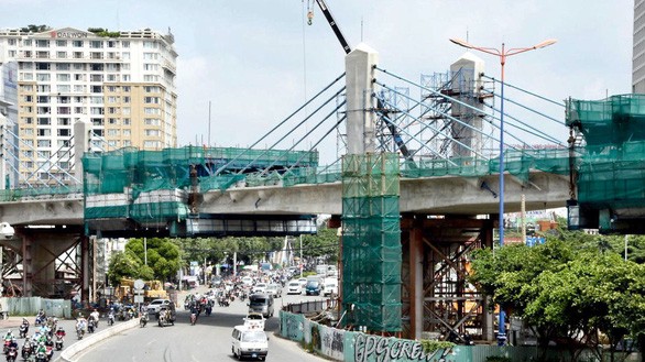 Cựu Trưởng Ban Quản lý Đường sắt Đô thị TPHCM chưa được thôi việc ảnh 2