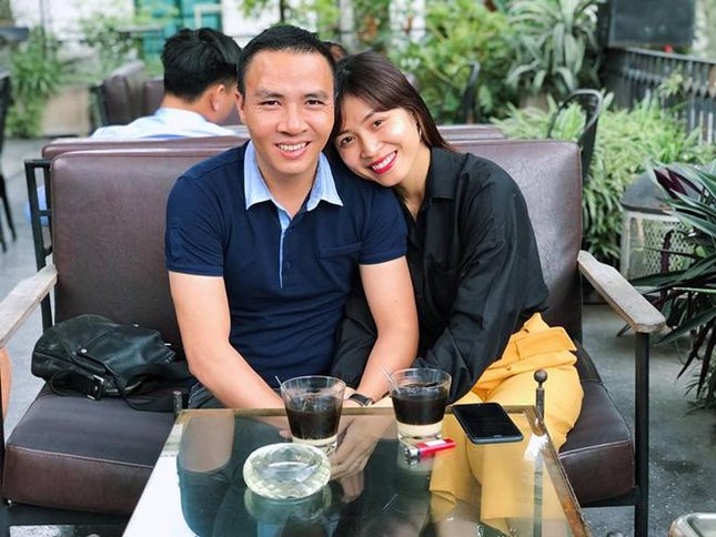 MC Hoàng Linh 'Chúng tôi là chiến sĩ' lên xe hoa sau 1 năm ly hôn ảnh 1