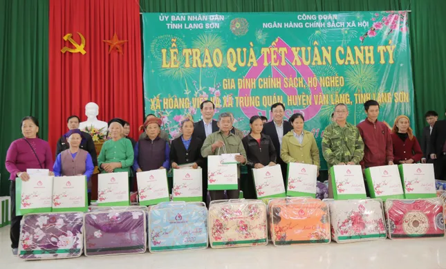 Ấm áp những mùa xuân yêu thương ảnh 1