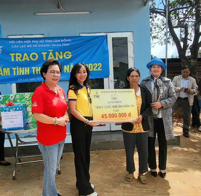 Công ty PNJ ghi dấu ấn sâu đậm với các hoạt động thiện nguyện ảnh 1