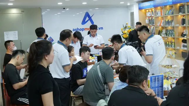 4 Lý do nên mua iPhone 16 Series Chính hãng VN/A tại AShop Mobile ảnh 3