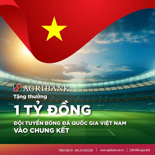 Agribank tặng thưởng 1 tỷ đồng cho đội tuyển bóng đá quốc gia Việt Nam ảnh 1