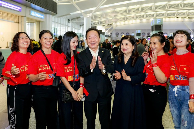 Khi tình yêu bóng đá kết nối trái tim tới trái tim ảnh 1