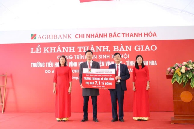 Agribank Bắc Thanh Hóa tài trợ hơn 7,1 tỷ đồng xây dựng Trường tiểu học xã Vĩnh Hùng ảnh 1