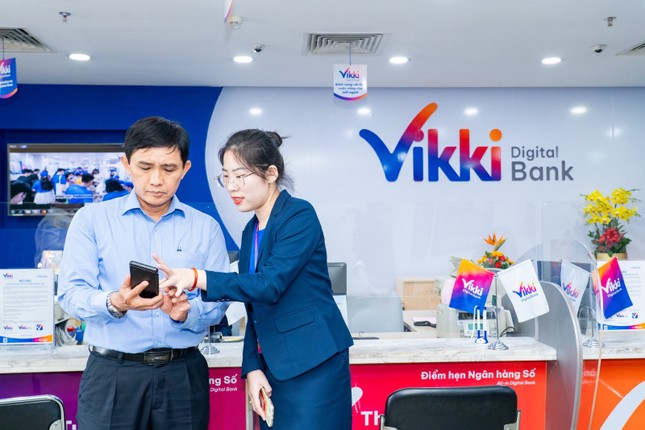 Vikki Digital Bank tấp nập đón khách tới giao dịch ảnh 2