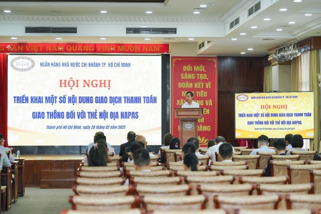 NHNN TPHCM khuyến khích các ngân hàng tham gia mạng lưới thanh toán thẻ NAPAS trong giao thông ảnh 1